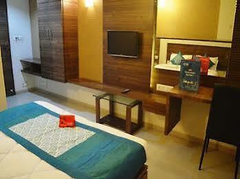 Oyo Rooms Railway Station Ankleshwar 外观 照片