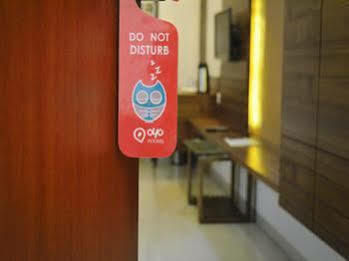 Oyo Rooms Railway Station Ankleshwar 外观 照片