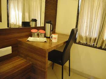 Oyo Rooms Railway Station Ankleshwar 外观 照片